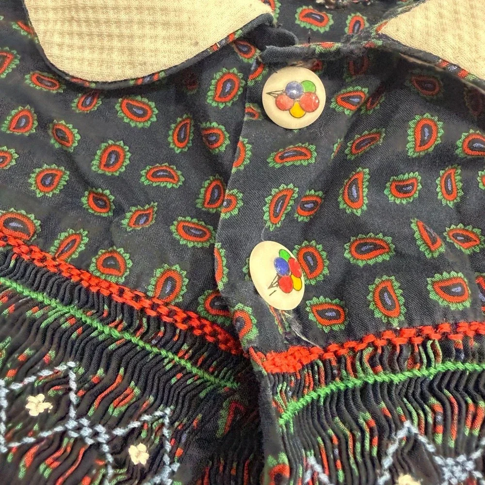 Vintage girls smocked dress white collar no‎ size
